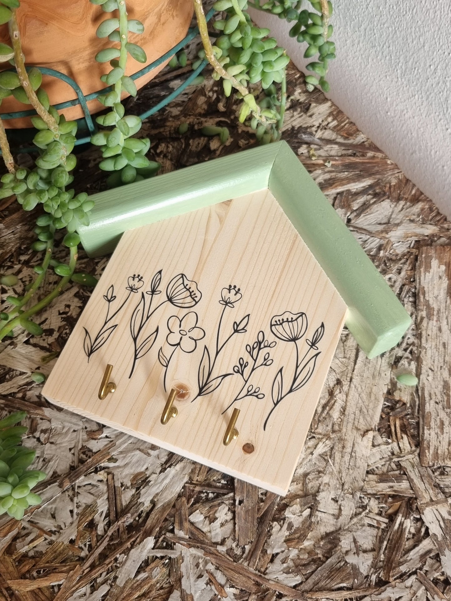 Casetta portachiavi in legno
